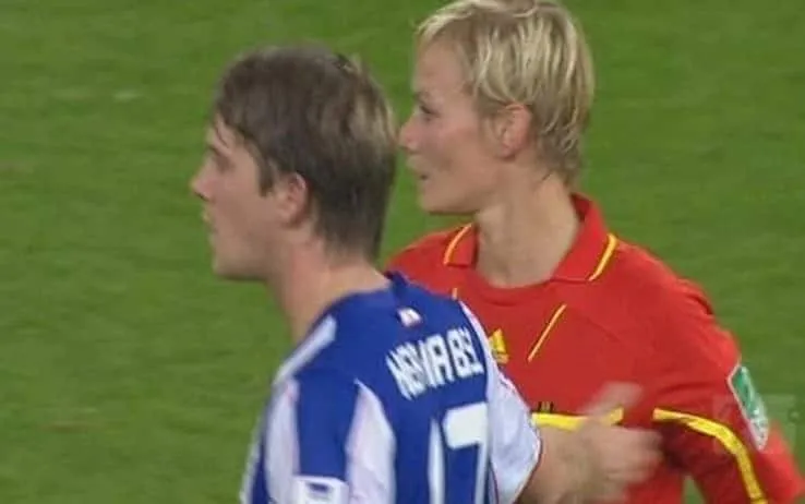 Bundeslinga, primo arbitro donna: è Bibiana Steinhaus, "palpata" nel 2010 [VIDEO]