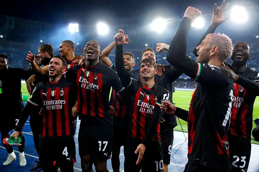 Calciomercato Milan, la semifinale di Champions porta soldi: il rinnovo di Leao e gli altri piani di Maldini
