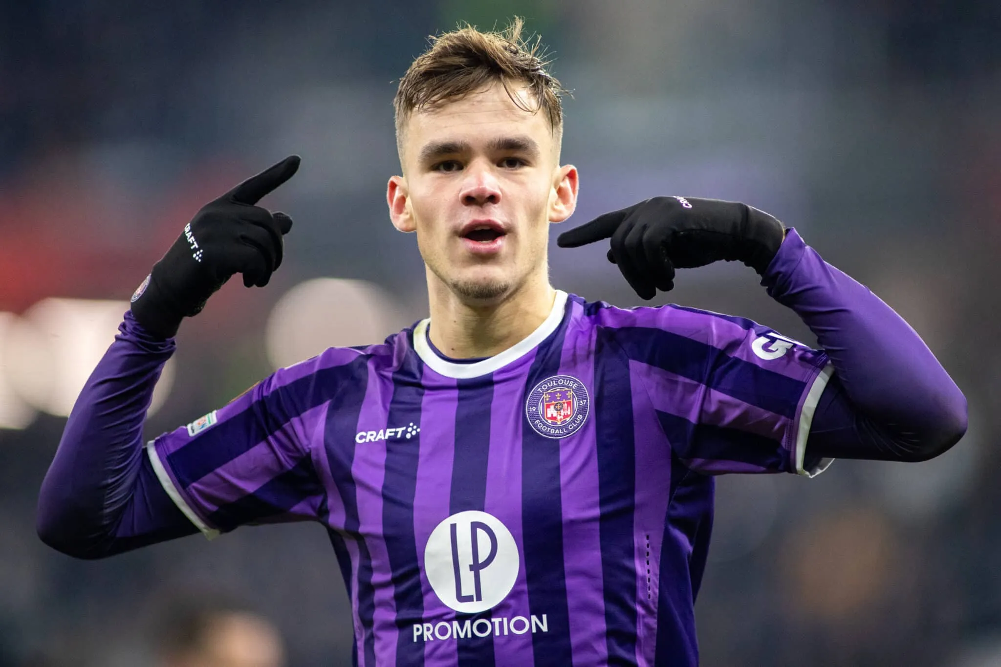 Calciomercato Bologna, chi è Dallinga: il sostituto di Zirkzee che segna già in Europa