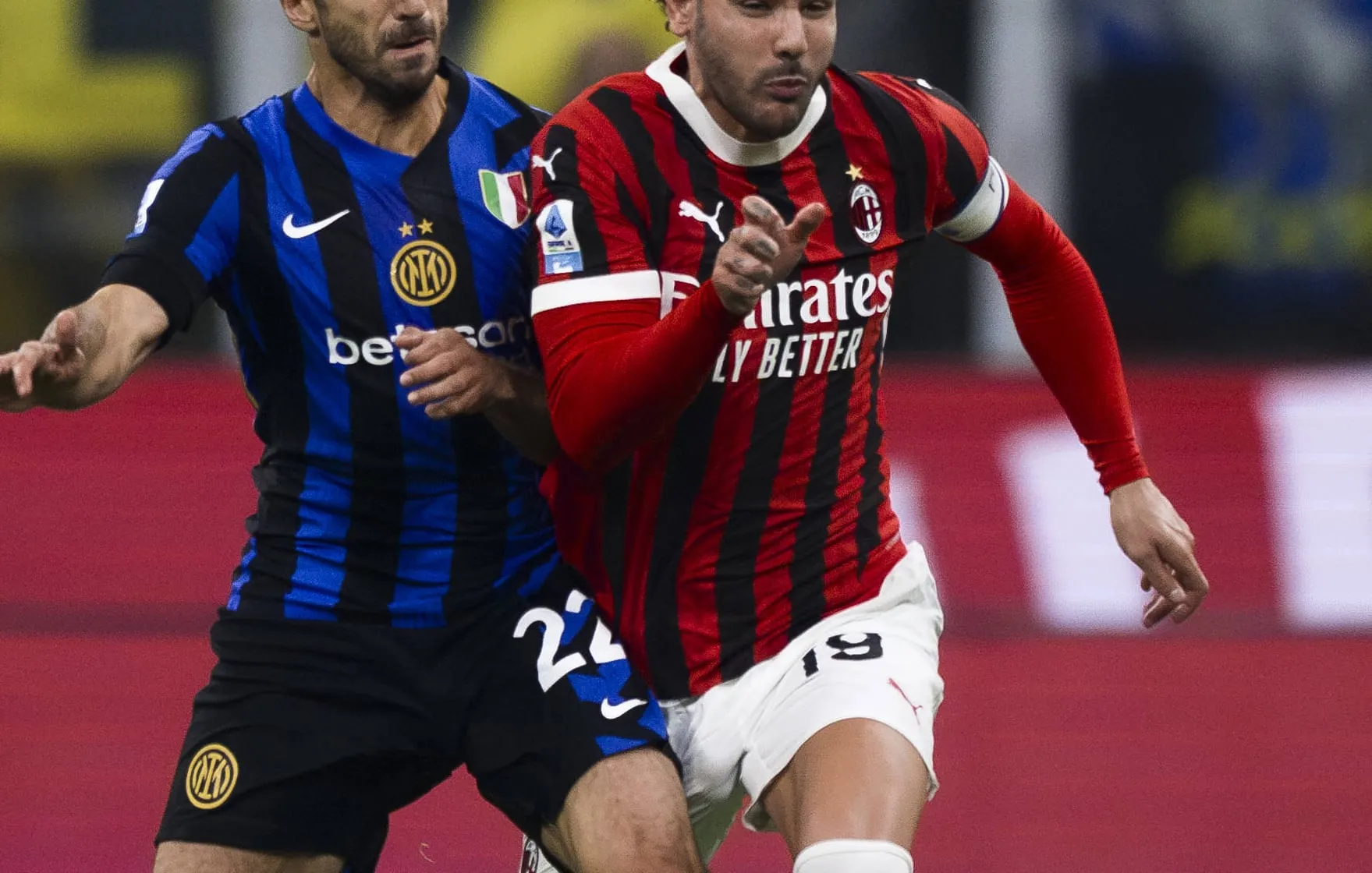 Quanto guadagnano le squadre di Serie A con gli sponsor sulla maglia: milanesi in testa, Juve&nbsp;e&nbsp;Lazio&nbsp;a&nbsp;secco