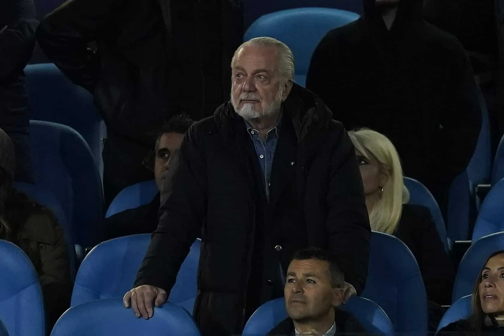 Calciomercato, nuova idea del Napoli per sostituire Kvara: occhi sul numero 10 italiano, ma servono&nbsp;40&nbsp;milioni