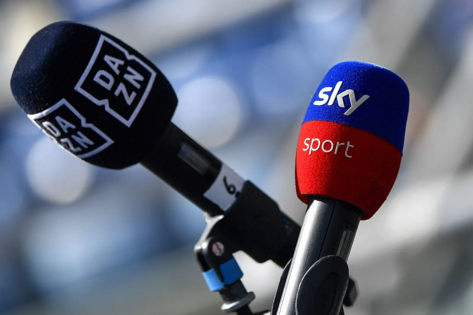 Dove vedere il sorteggio del calendario di Serie A 2023/2024: Dazn, Sky, tv e streaming