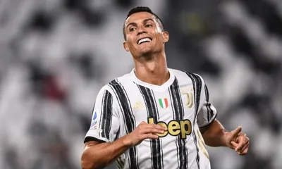 Cagliari-Juventus 1-3, le pagelle: Ronaldo tris, Simeone si sblocca