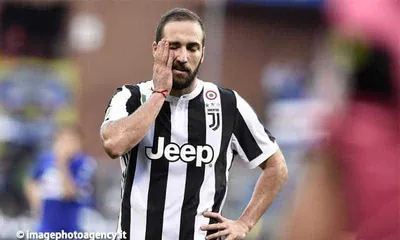Calciomercato, frenata nella trattativa tra Juventus e Milan per Higuain