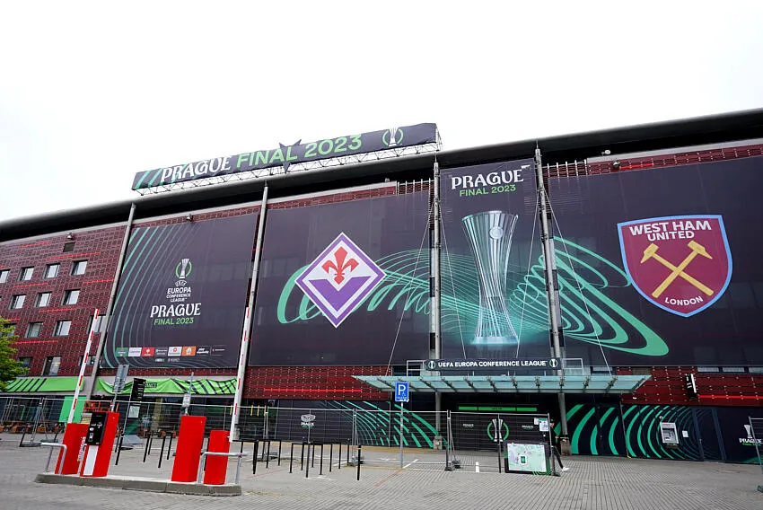 Che succede se la Fiorentina vince la Conference League: quante squadre vanno in Europa League