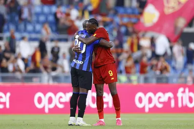 Calciomercato, altro che vice Abraham: la Roma sogna l’attaccante ex Inter