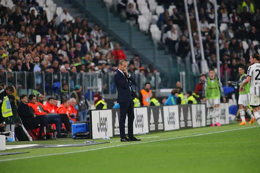 Juventus fuori dalle coppe: l’indagine Uefa e cosa rischiano i bianconeri