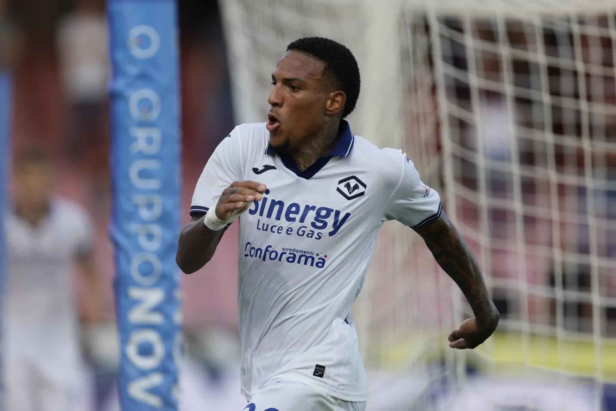 Calciomercato, rientrano dai prestiti ma il loro futuro è incerto: che sarà di Folorunsho, Cambiaghi, Saelemaekers…