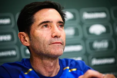 Francia, clamoroso a Marsiglia: un ex stella del Milan succede al dimissionario Marcelino