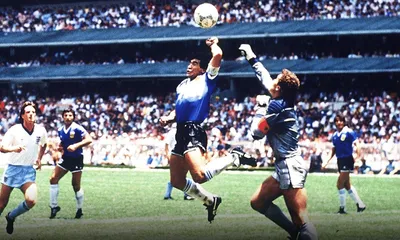 Maradona, la storia della “Mano de Dios” e la rivincita di un’intera nazione