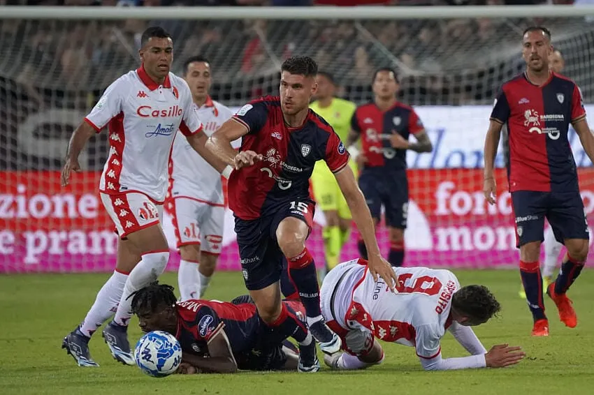 Serie B, finale playoff Bari-Cagliari: orario, probabili formazioni e dove vederla in tv
