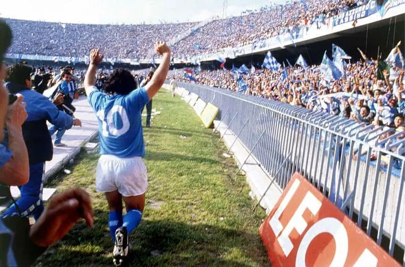 Diego-Armando-Maradona-Napoli-Serie-A