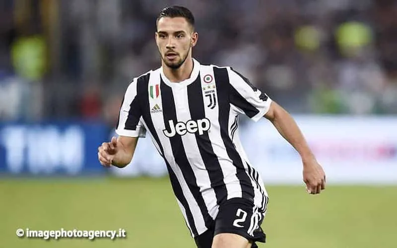 Juve-Genoa, l'infermeria non sorride ad Allegri: De Sciglio out contro i liguri