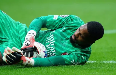 Infortunio Maignan: cos’è successo al portiere del Milan e quando rientra