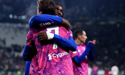 Calciomercato, Milan in pressing per l’attaccante della Juve: la risposta bianconera. Trattative e ufficialità di oggi