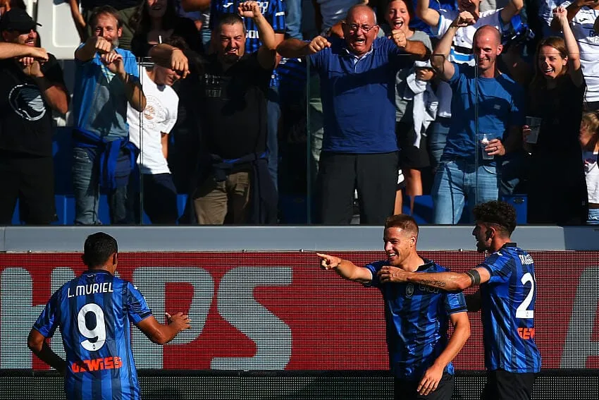 Atalanta, De Roon squalificato con il Napoli: si abbassa Koopmeiners, chance per Pasalic o Muriel al fantacalcio?