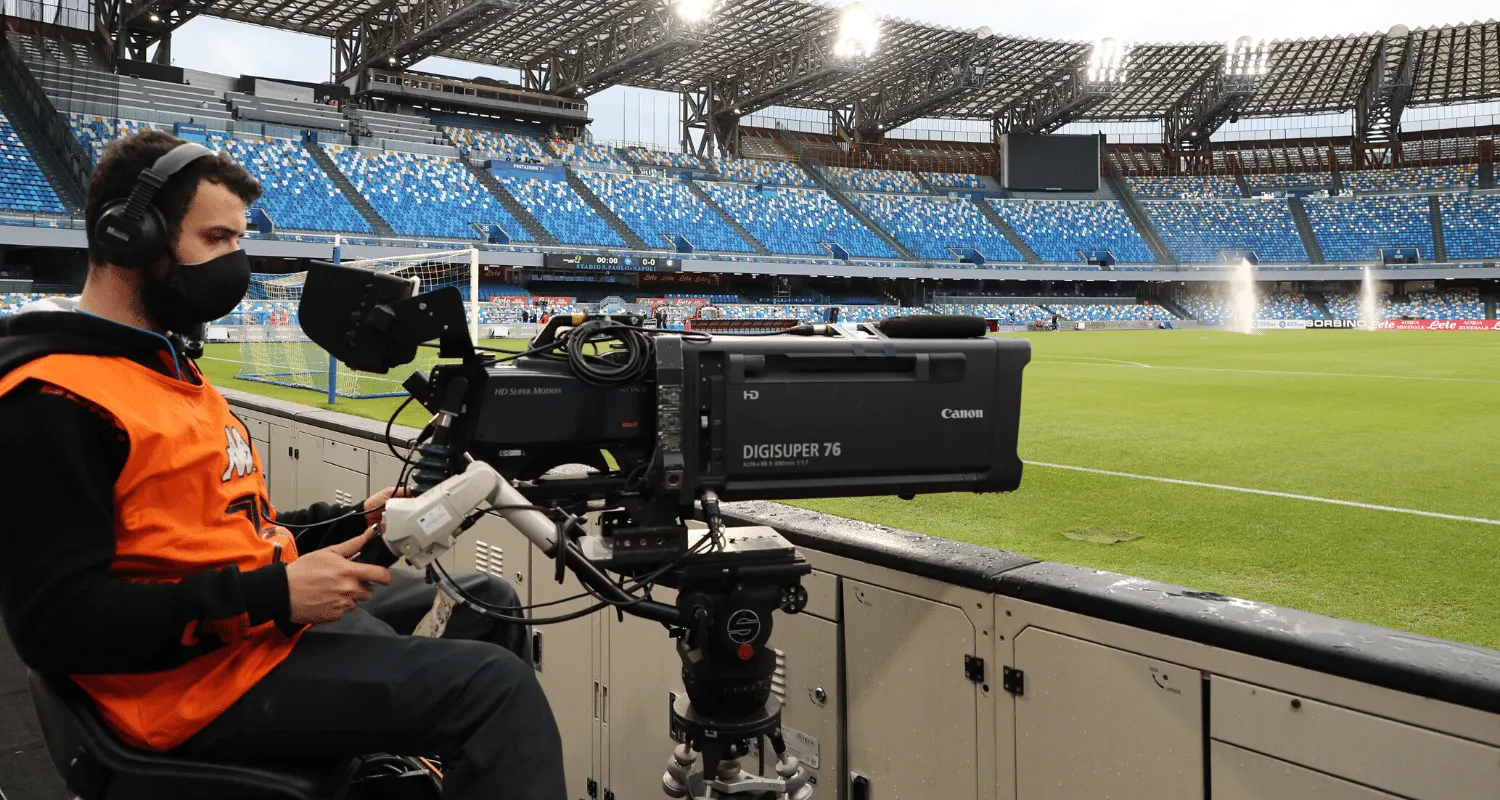 Coppe europee in tv tra Sky, Dazn, Amazon, Mediaset e Infinity: tutte le piattaforme per vedere Champions, Europa League e Conference nella stagione 2022/2023