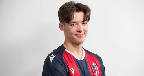 Calciomercato Milan: da Hickey a Cambiaso, caccia al vice Theo