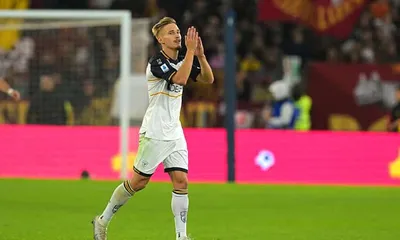 Allarme Lecce, infortunio per Almqvist: salta il Milan! Quando rientra e chi lo sostituisce