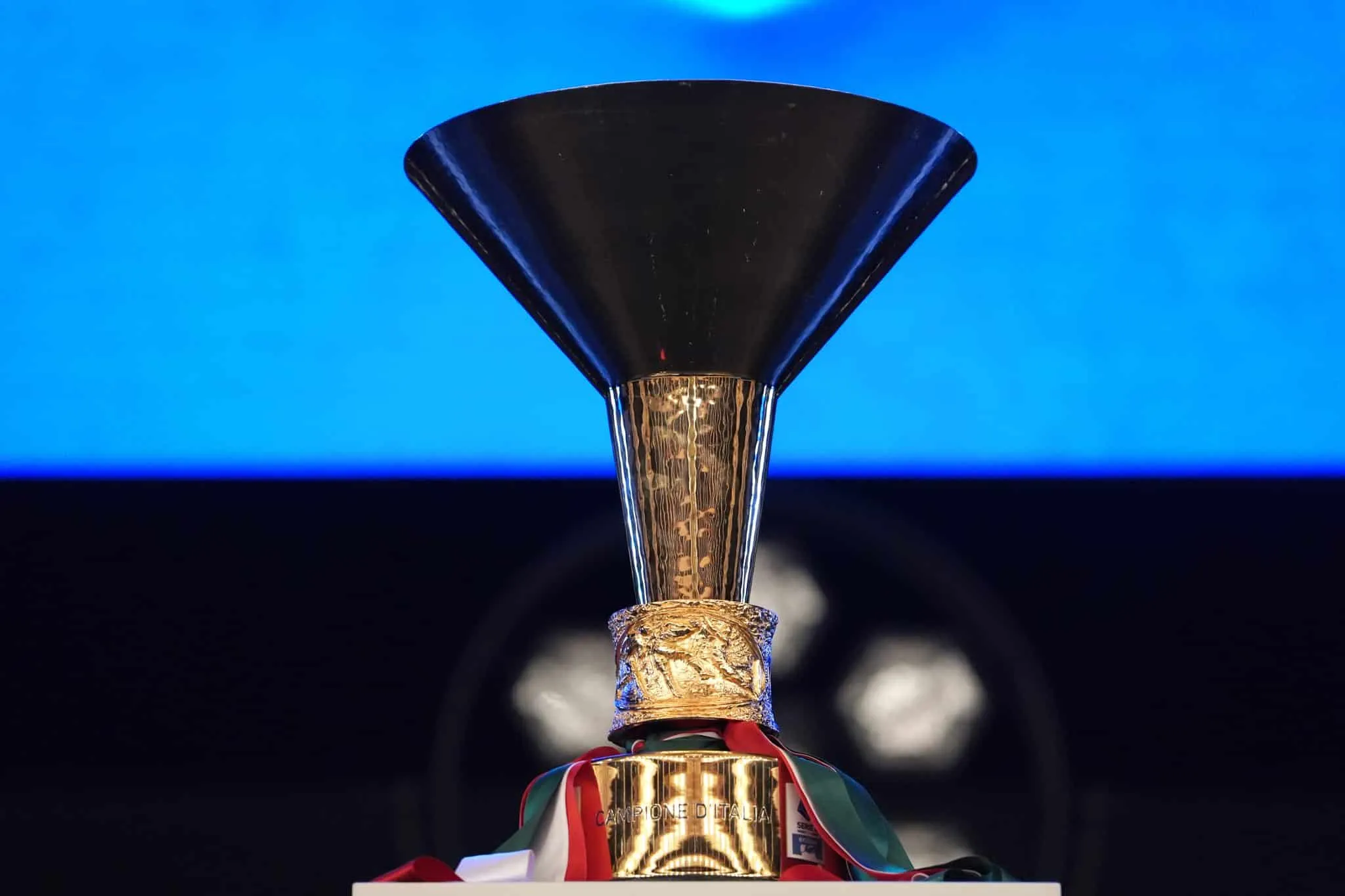 Le date della Serie A 2025/2026: inizio, fine, infrasettimanali, soste, derby e big match