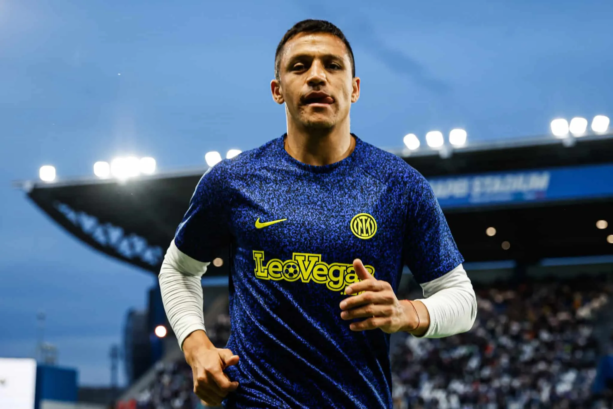 Calciomercato, Sanchez lascia l’Inter ma potrebbe restare in Serie A: la destinazione fa gola al fantacalcio