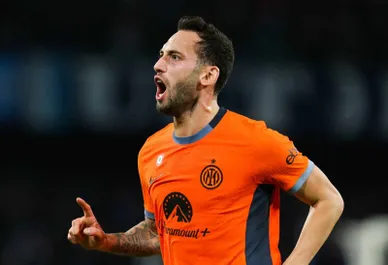 Inter, Calhanoglu è il “falso mediano”: padrone del centrocampo e fabbrica di bonus al fantacalcio, i numeri del turco