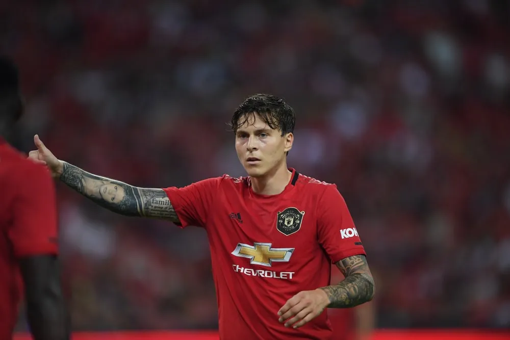 Calciomercato Roma: Victor Lindelof, jolly difensivo in arrivo per José Mourinho
