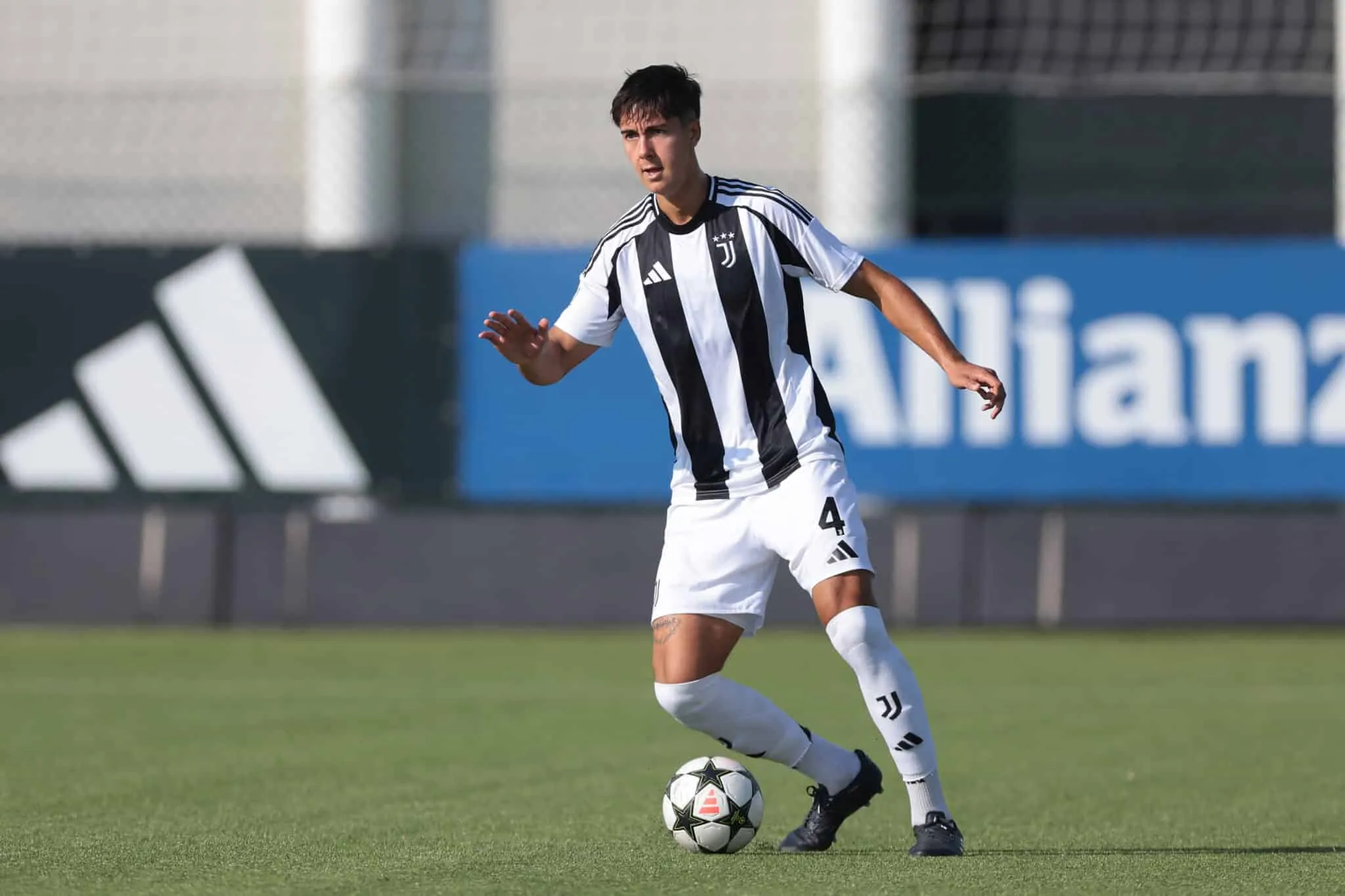 Juventus, un nuovo baby per Thiago: chi &egrave; Gil Puche, difensore spagnolo classe 2006 pronto al debutto col Parma
