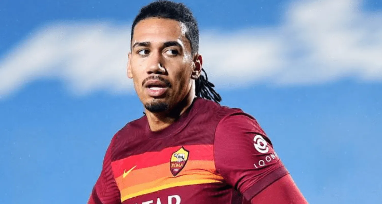 Roma, calvario infinito per Smalling: nuovo infortunio e Juventus a rischio