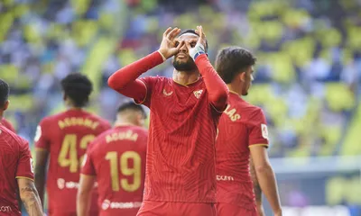 Calciomercato Roma, un bomber da 100 gol in carriera per De Rossi: 20 milioni dal Siviglia