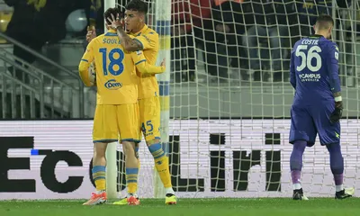 Calciomercato Napoli, dal prestito al Frosinone alla Juventus: Conte chiede il primo rinforzo, ma c’è un ostacolo