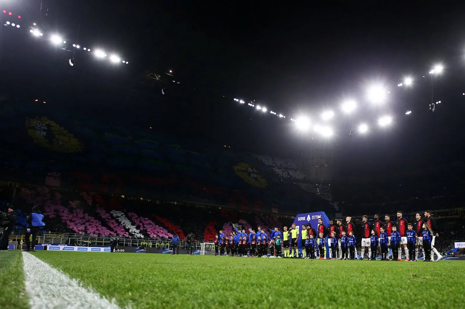 Milan-Inter in chiaro, trovato l’accordo: dove vedere il derby di Champions in chiaro