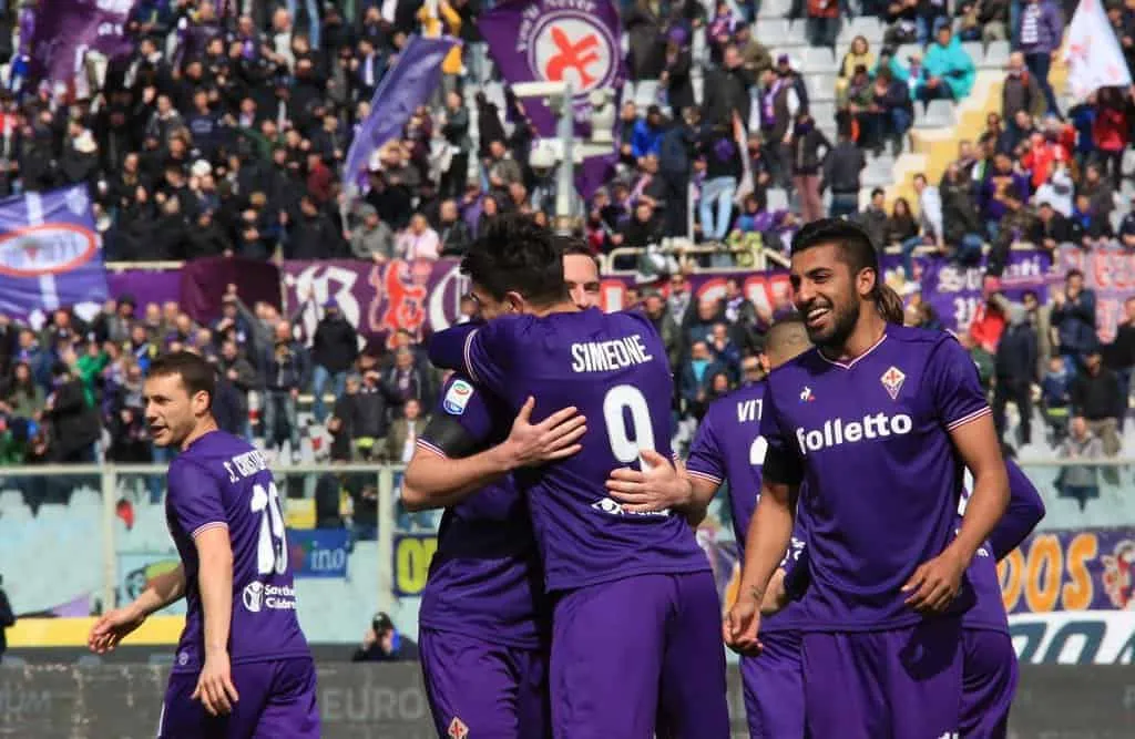 Fiorentina-Crotone 2-0: Simeone ritrova il gol, Saponara show