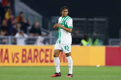 Calciomercato, quanto costa Laurentié? Le squadre sul gioiellino del Sassuolo e le ultime sul suo futuro