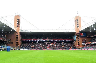 Perché Genoa-Como si gioca di giovedì: come gestire le formazioni al fantacalcio