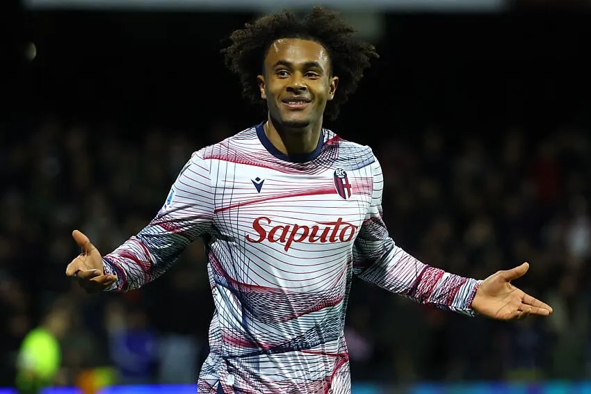 Ma quanto è forte Zirkzee? Da Ibrahimovic a Gullit, tutti i paragoni scomodi risvegliati dal gioiello del Bologna