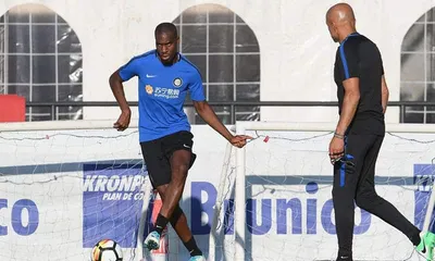Valencia, parla Kondogbia: "De Boer troppo poco umile. Inter? L’errore è stato arrivare rilassato"