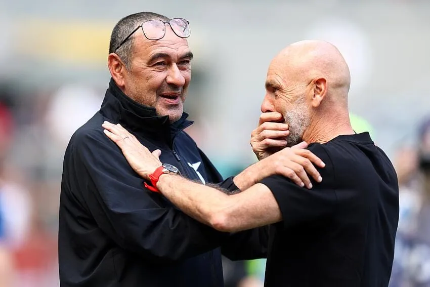 Calciomercato, pazza idea Sarri: vuole il suo pupillo. Trattative e ufficialit&agrave; di oggi