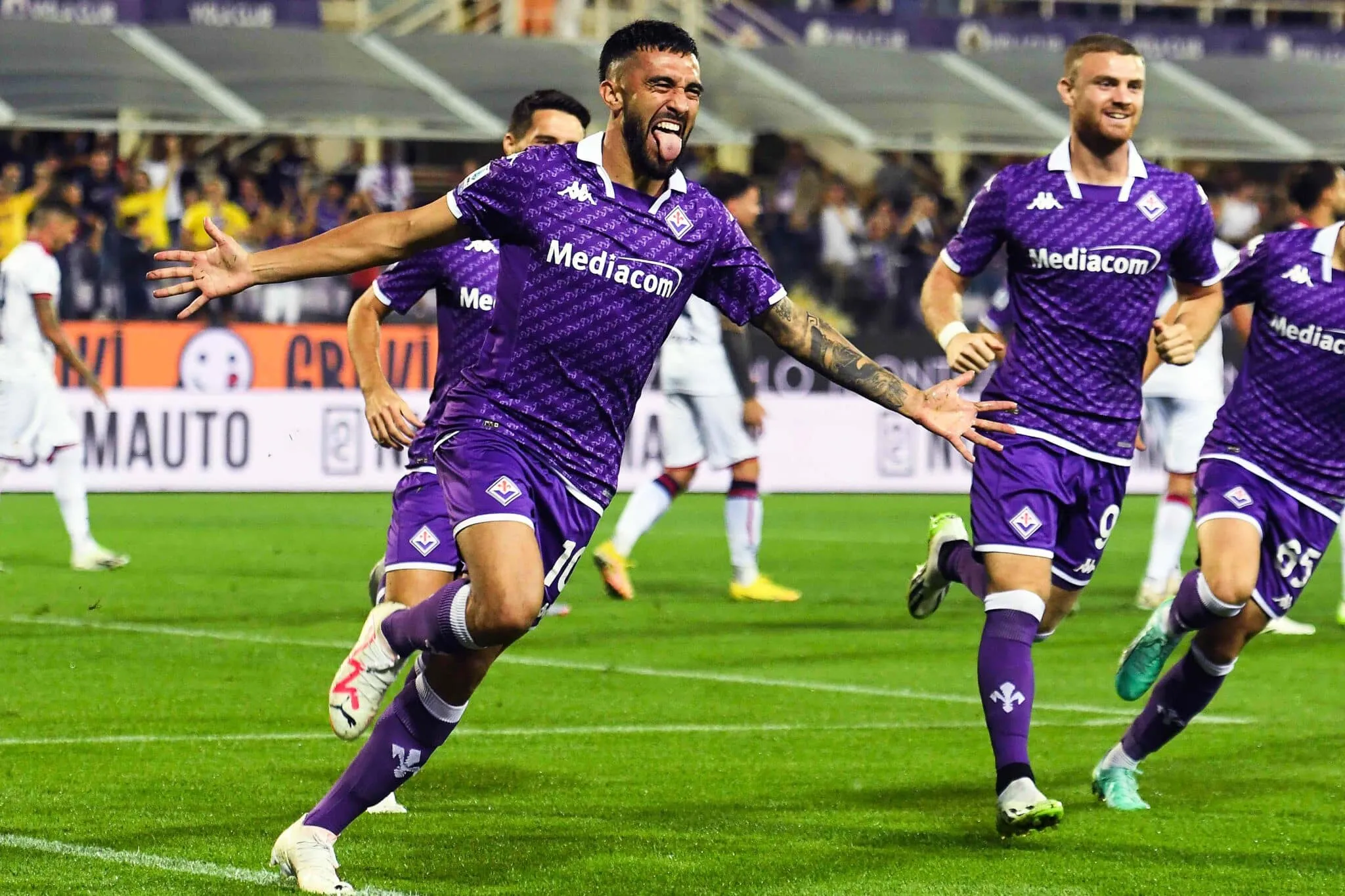 Calciomercato Fiorentina, Premier in pressing per Nico Gonzalez: la cifra fa vacillare Commisso