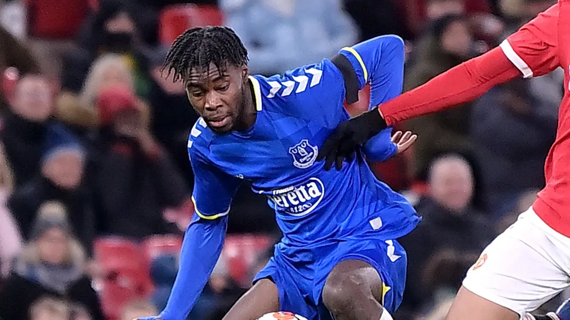 Chi è Djankpata: il talentino giramondo dell’Everton su cui ha messo gli occhi la Nazionale italiana