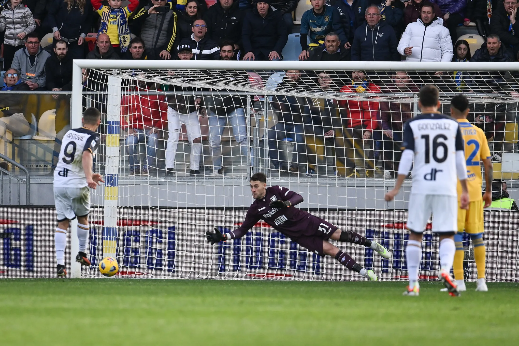 Fantacalcio, rigorista Lecce: ancora Krstovic? D&rsquo;Aversa spiazza tutti