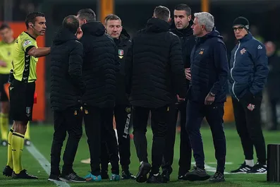 Due giornate di squalifica, ma non finisce qui! Che succede tra Mourinho e Serra