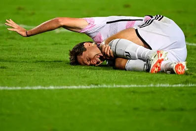 Guai Juventus, infortunio Chiesa in nazionale: cos’è successo e quando rientra