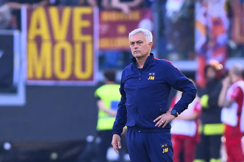 Calciomercato, Campos vuole strappare Mourinho alla Roma per portarlo al PSG: le alternative per la panchina giallorossa