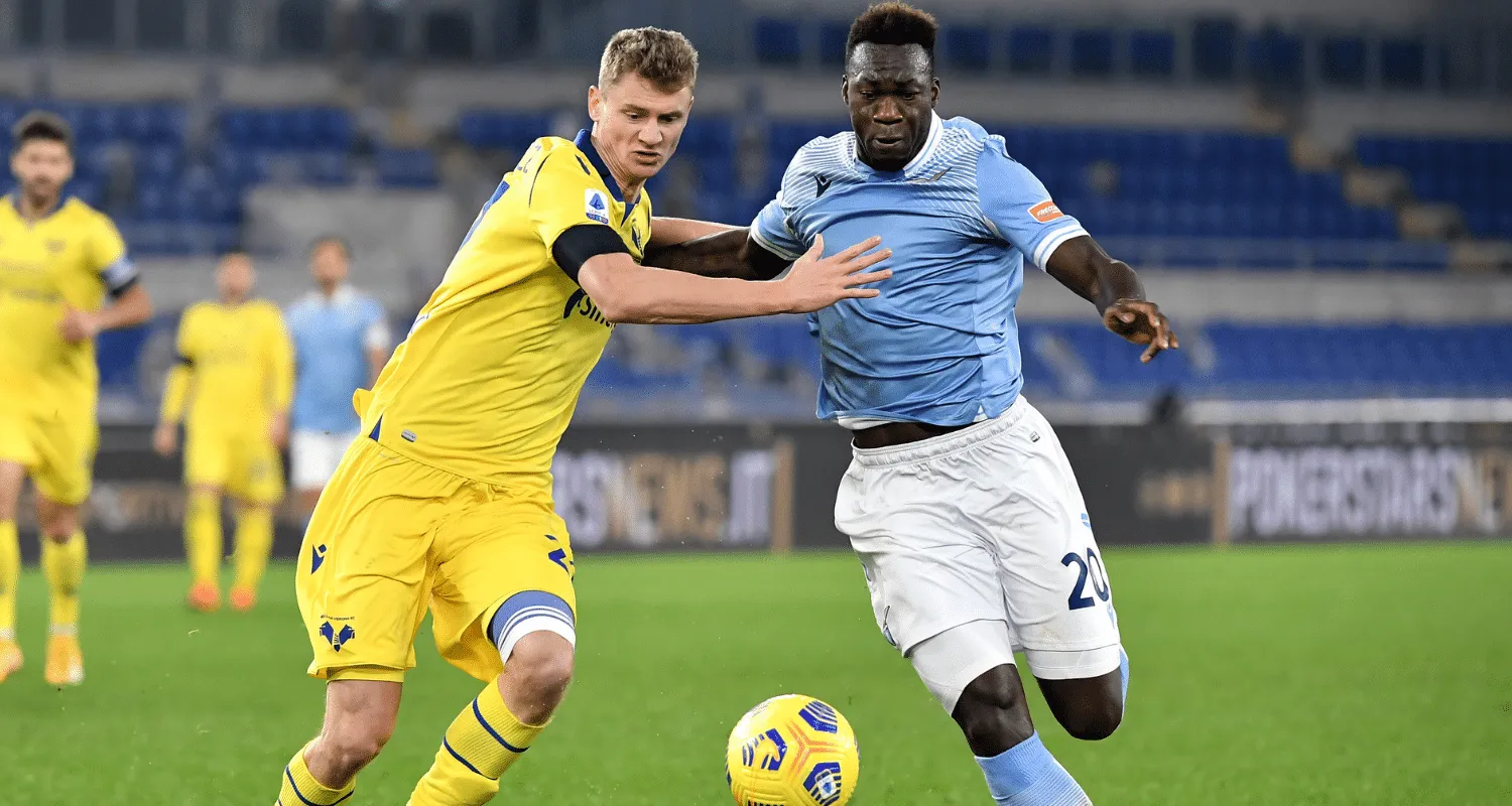 Lazio-Verona 1-2, le pagelle: rivelazione Tameze, Silvestri para tutto. Immobile inconcludente