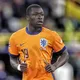 Calciomercato Roma, ha 22 anni ma gi&agrave; 134 gol in carriera: chi &egrave; Brian Brobbey, l&rsquo;attaccante olandese che ha stregato De Rossi