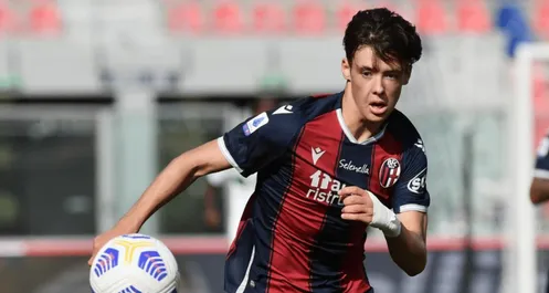 Calciomercato Bologna, asta per Hickey: Napoli superato, tutte le pretendenti dello scozzese