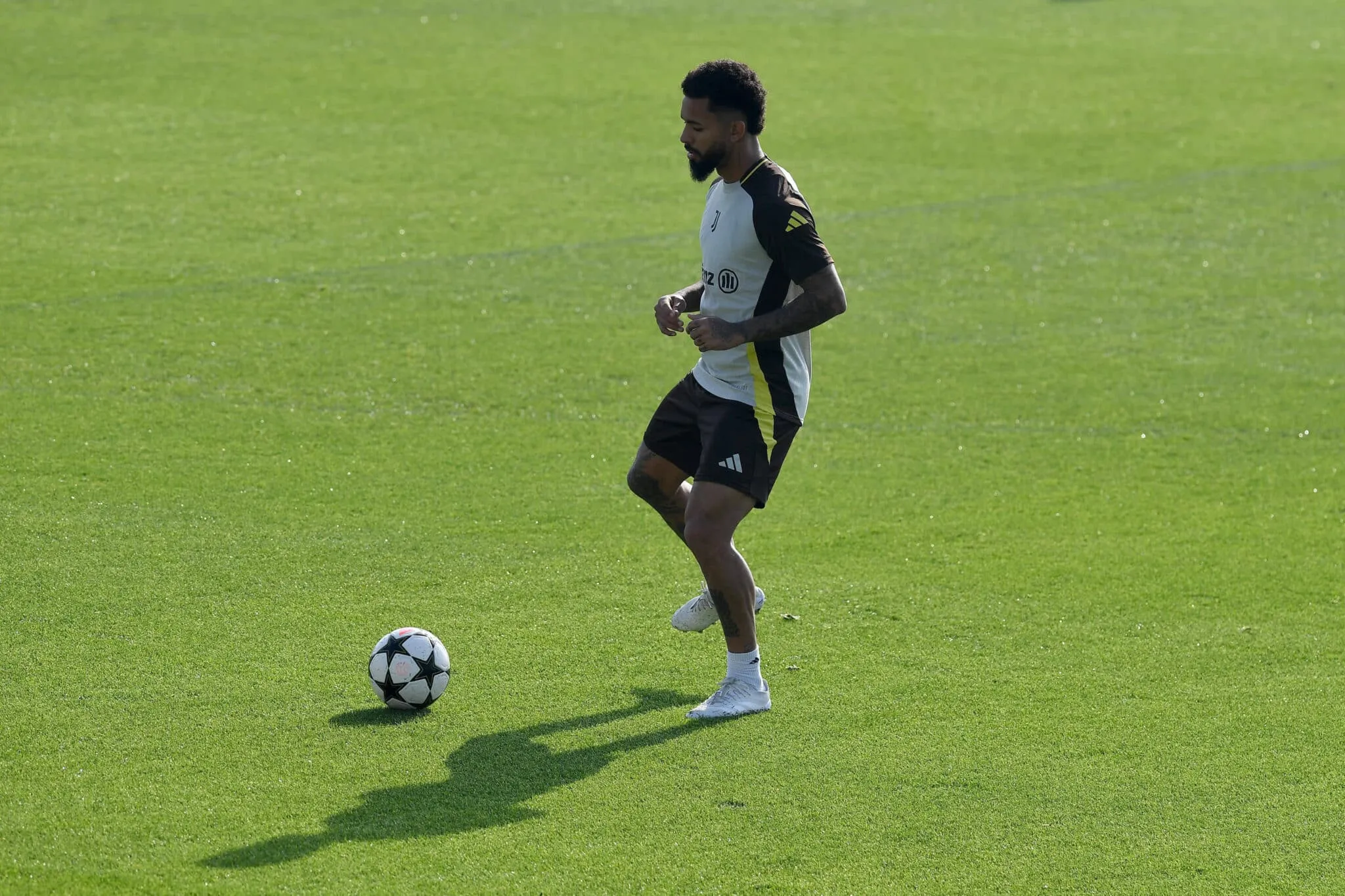 Fantacalcio, quando torna Douglas Luiz? La data slitta ancora per il centrocampista della Juventus