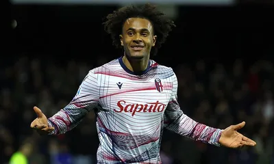 Ma quanto è forte Zirkzee? Da Ibrahimovic a Gullit, tutti i paragoni scomodi risvegliati dal gioiello del Bologna