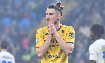 Calciomercato, scatta l&rsquo;asta per Dragusin: Napoli, Atalanta, Roma e&hellip; anche la Premier&nbsp;sul&nbsp;difensore!
